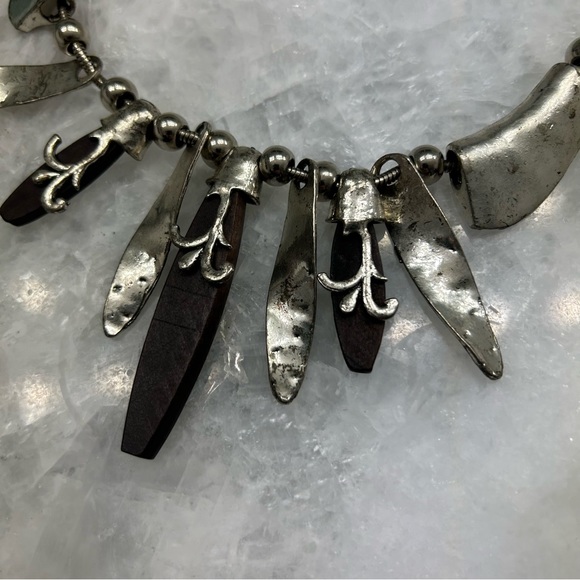 Statement Necklace, Heavy/Chunky, Metal and Black Pieces - Picture 5 of 7